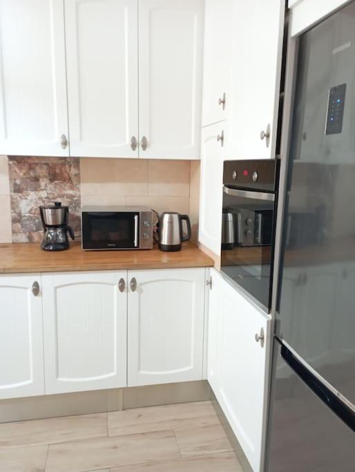 Apartamento De 3 Dormitorios 坎布里尔斯 外观 照片