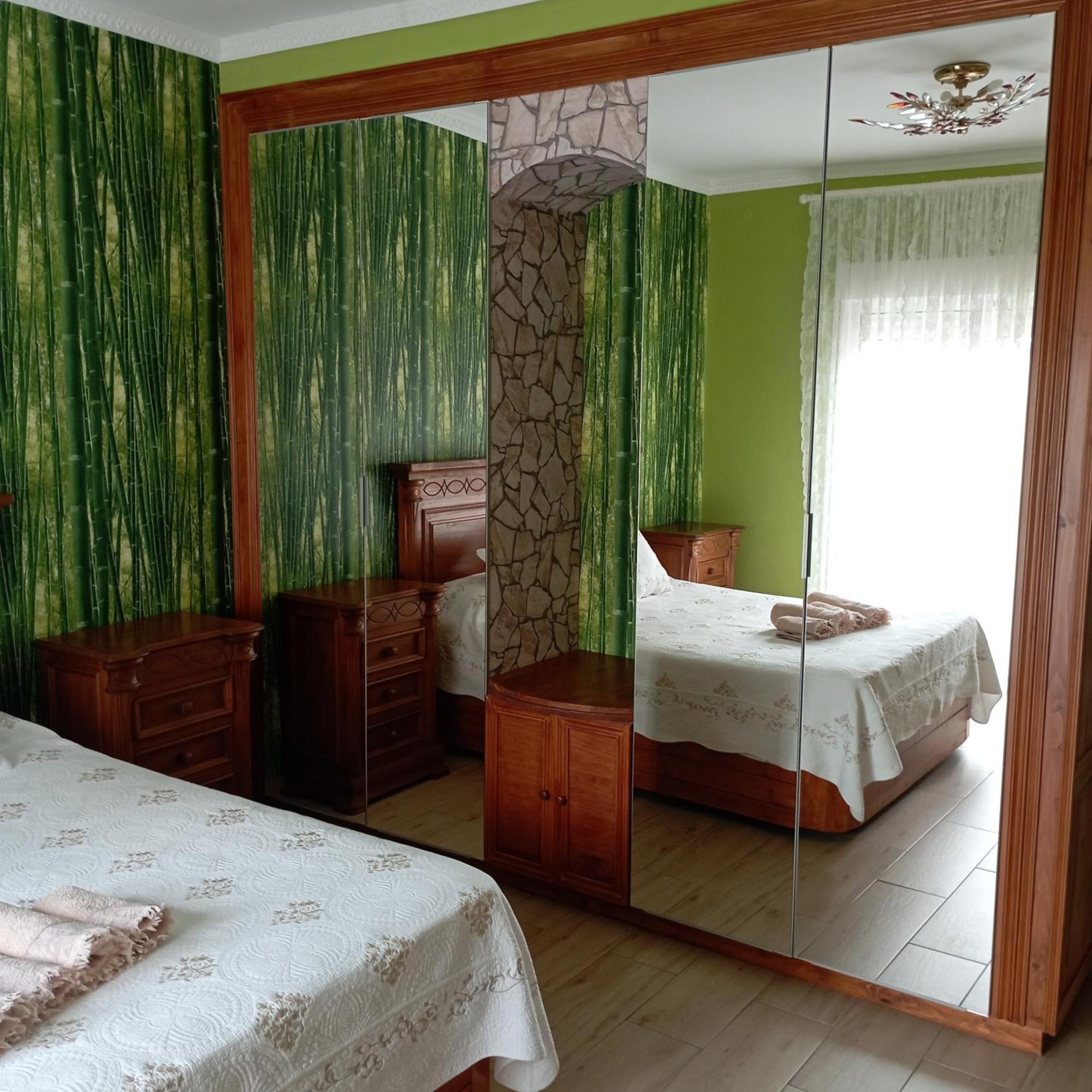 Apartamento De 3 Dormitorios 坎布里尔斯 外观 照片