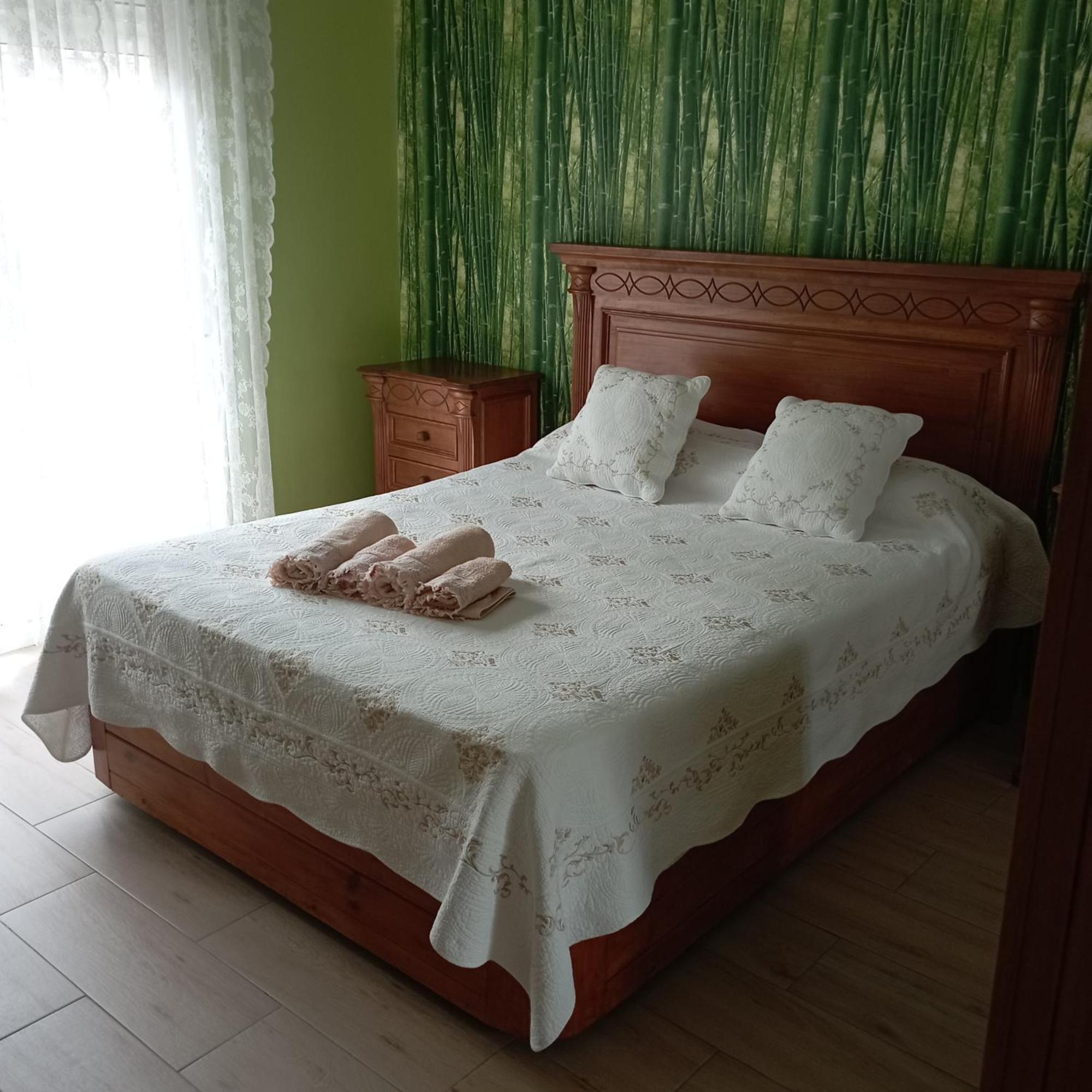 Apartamento De 3 Dormitorios 坎布里尔斯 外观 照片